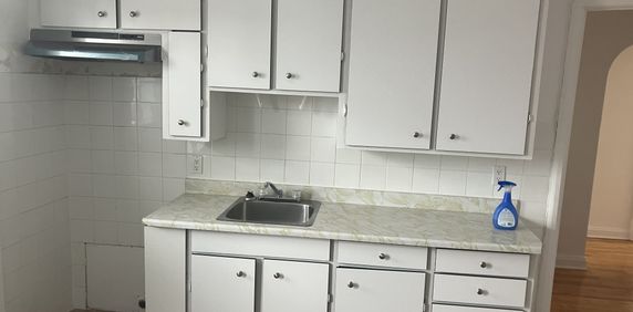 119 7 Ave App. 02 Sherbrooke - Photo 2