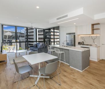 Modern 2-Bedroom Apartment in the Heart of Kangaroo Point - Your Pe... - Photo 1