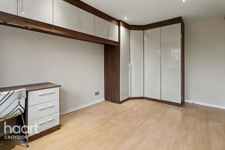 4 bedroom terraced house to rent - Photo 4