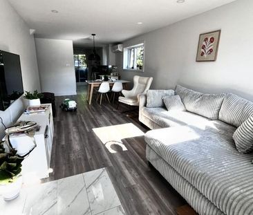 5 1/2, Ste-madeleine, bas de triple(demi-sous-sol), porte patio ,te... - Photo 1