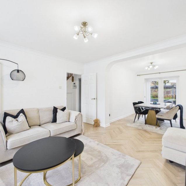 Carew Road, Ashford, Surrey,TW15 - Photo 1