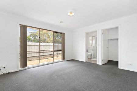 3 Bedroom Unit In Great Location - Photo 5