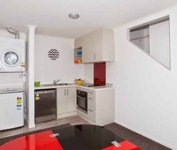 Studio University Location - Photo 5