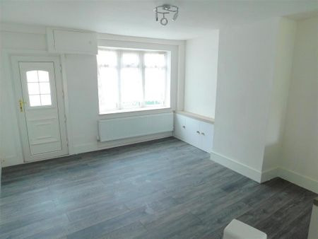 1 bedroom terraced house to rent - Photo 4