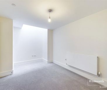 4 bedroom townhouse to rent - Photo 3