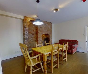 Church Avenue - Photo 2