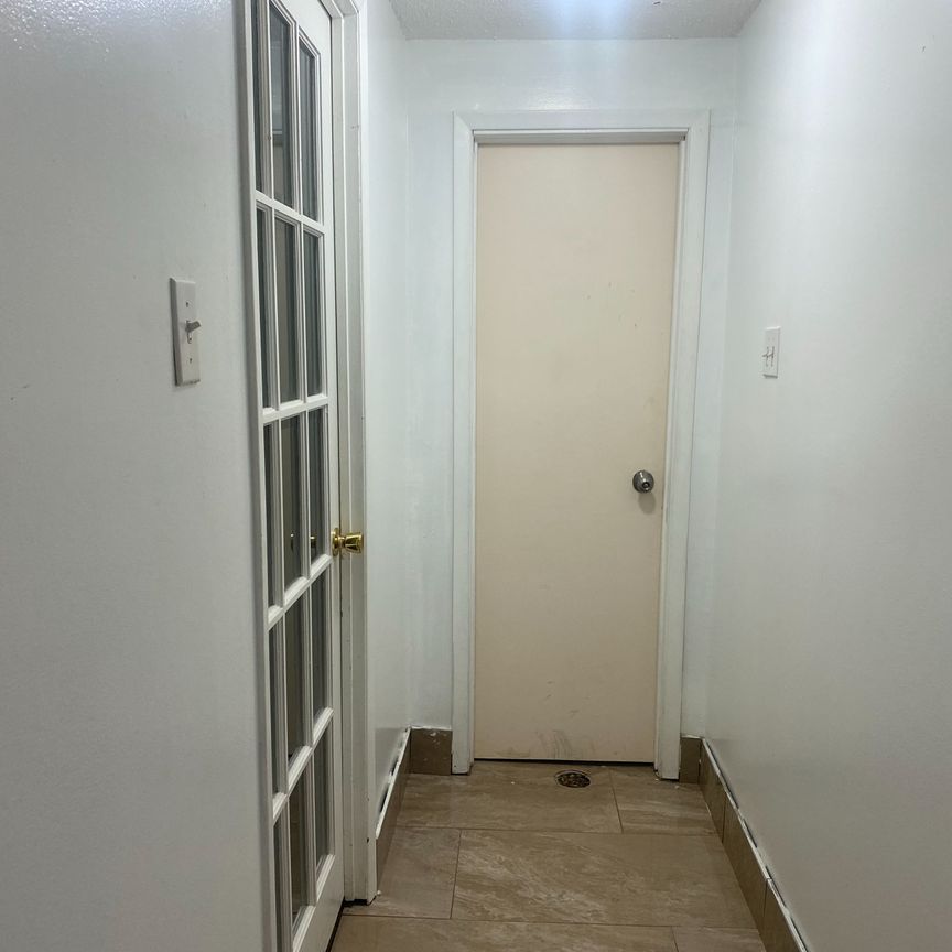 For Lease - 1300 Belair Crescent, Oshawa, Ontario - Photo 1