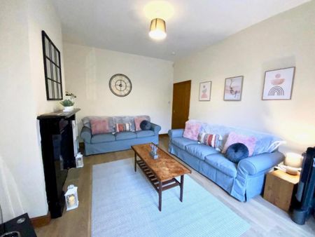 5 Bed - 8 Hanover Square, City Centre, Leeds - LS3 1AP - Student - Photo 3