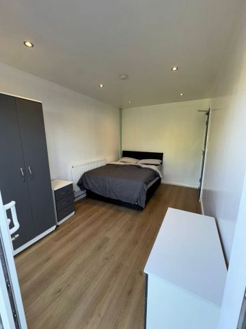 Room in a Shared House, Oakfield Road, B12 - Photo 4