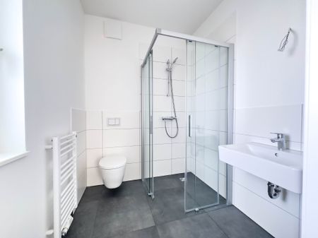 Neubauwohnung barrierefrei mit Fahrstuhl im Zentrum - Photo 4