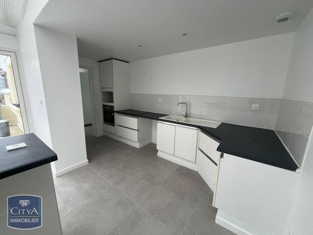 Location Maison 5 pièces 155m² VALENCIENNES 59300 - Photo 5