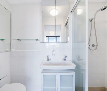 Harbourview Haven in the Heart of North Sydney - Photo 5