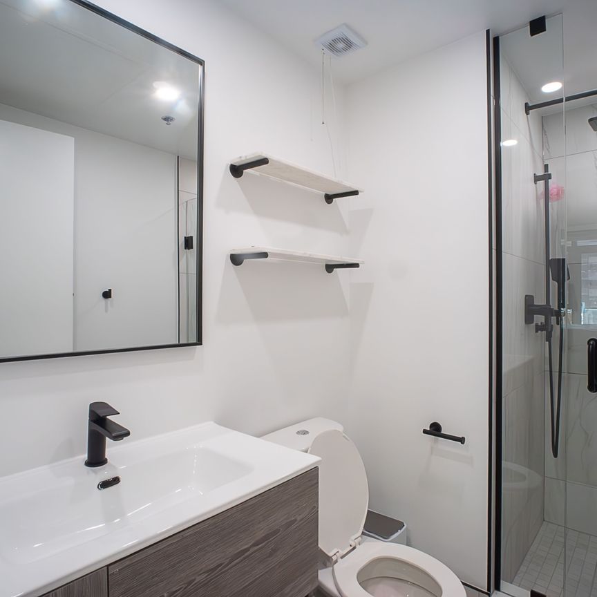 For Lease - 375 King Street Unit# 902, Toronto, Ontario - Photo 1