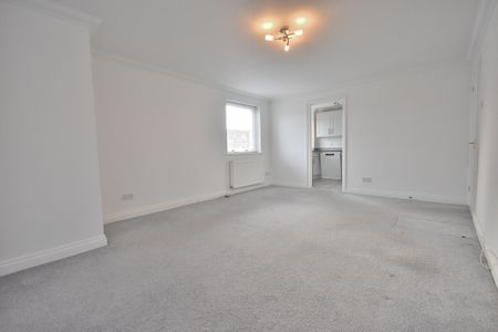 2 bedroom flat to rent, - Photo 3