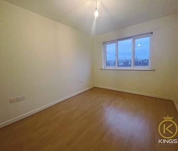 2 bedroom flat to rent - Photo 6