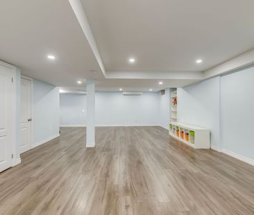 For Lease - 2163 Westmount Drive, Oakville, Ontario - Photo 3