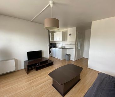 Location Appartement 1 pièce 26m² - Photo 2