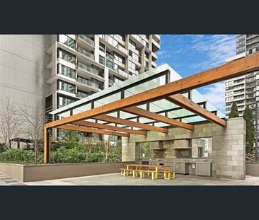 Spacious One-Bedroom Gem in Manhattan's Upper West Side Complex - Photo 6