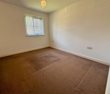 Tame Rise, Oldbury, West Midlands - Photo 3