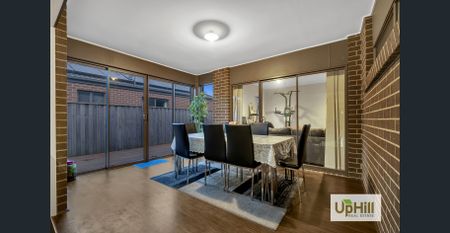 Spacious, Stylish and Convenient! - Photo 4