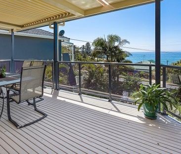 A Home That Captures the Wombarra Lifestyle - Photo 3