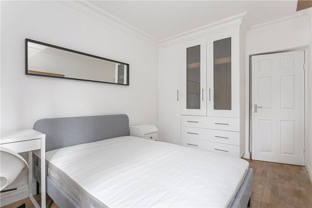 Thursley Gardens, London, SW19 6JT - Photo 1