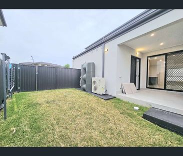31 Hausfield Street, Tallawong, NSW 2762 - Photo 2