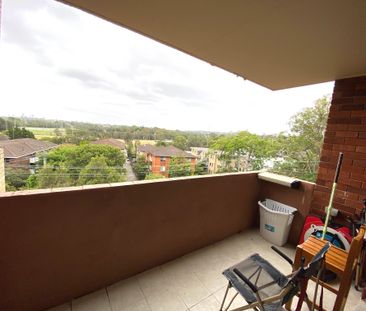 Meadowbank - Photo 2