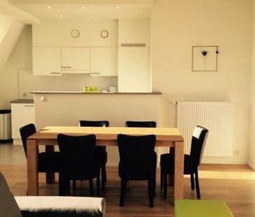 Appartement te huur in Brussel voor € 1.800 met 2 slaapkamers - Photo 3