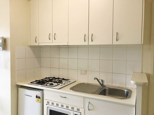 5405/570 Lygon Street, Carlton VIC 3053 - Photo 1