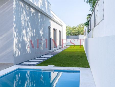 4 bedroom luxury House for rent in Redondos, Seixal, Distrito de Setúbal - Photo 5