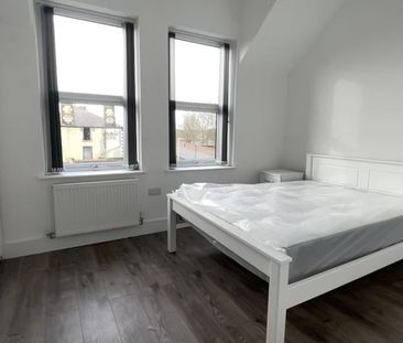 1 bedroom house of multiple occupation to rent - Photo 3