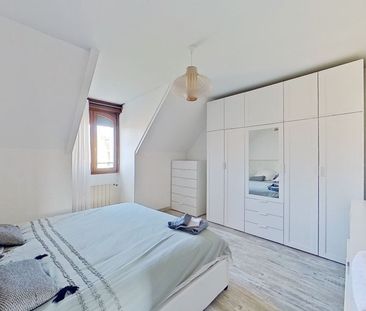 Location Maison 6 pièces 240m² - Photo 5