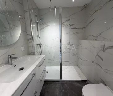 Location Appartement 3 pièces 78m² NICE 06300 - Photo 3