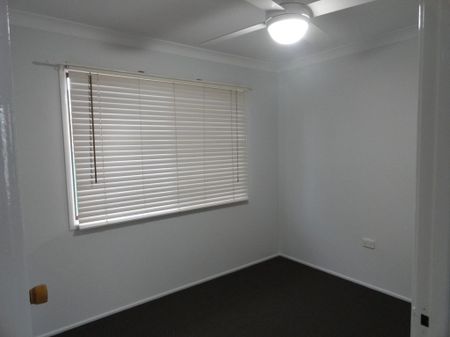 Three bedroom home in sought after Kearneys Spring - Photo 3