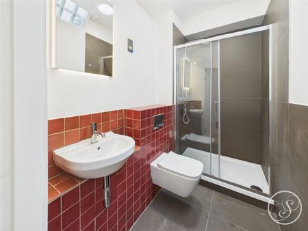 Roundhay Road, Leeds - Photo 5