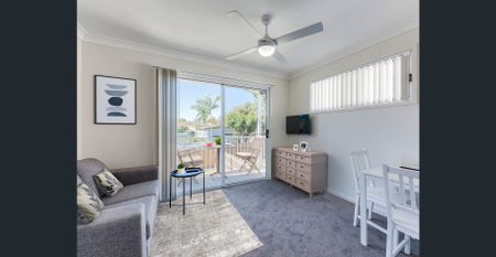 MODERN, FULLY FURNISHED STUDIO APARTMENT WITH BILLS INCLUDED* - Photo 2