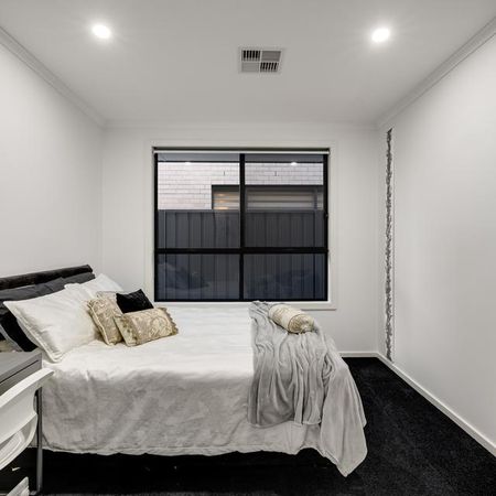 Spacious Family Living in a Prime Grange Location - Photo 5