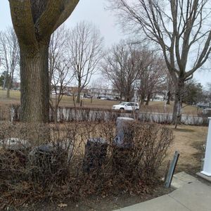 ST LEONARD – TRES GRAND 4 ½ HAUT DUPLEX - Photo 2