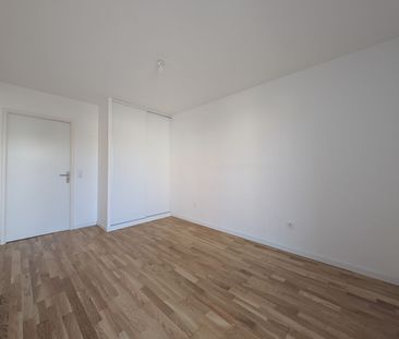 Location Appartement 3 pièces 66m² - Photo 4
