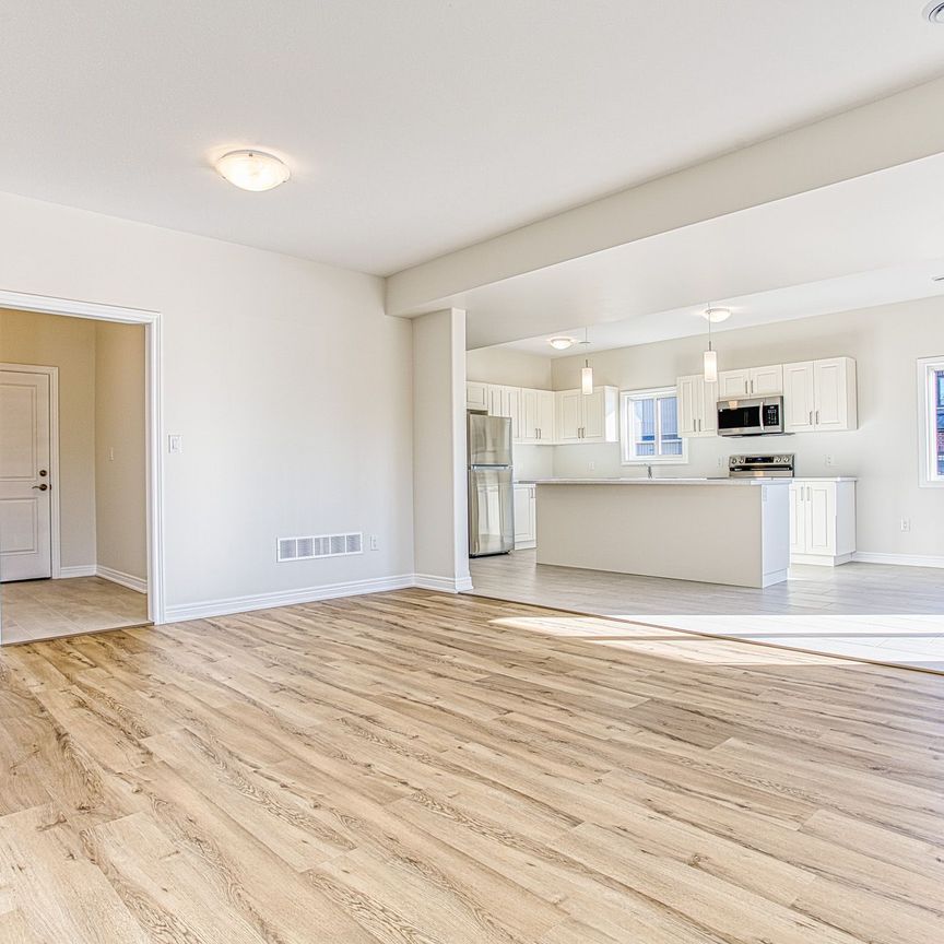 For Lease - 20 Elvira Way Unit# Upper, Thorold, Ontario - Photo 1