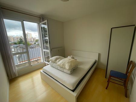 LAVAL, appartement T2bis meublé de 58.37m² - Photo 3