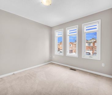 For Lease - 2493 Newcastle Crescent, Oakville, Ontario - Photo 5
