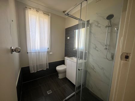 Home For Rent - Photo 5