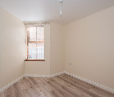 Apt 1 699 Antrim Road, Belfast, BT15 4EH - Photo 6