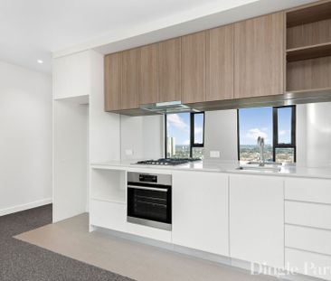 STYLISH, Prime Location in Southbank - Photo 2