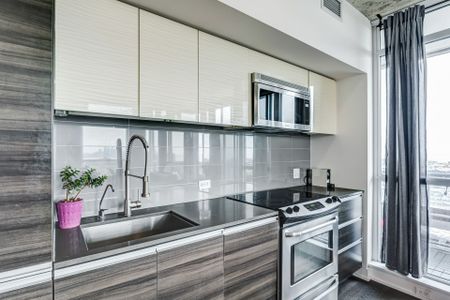 For Lease - 20 Minowan Miikan Lane Unit# 1908, Toronto, Ontario - Photo 2