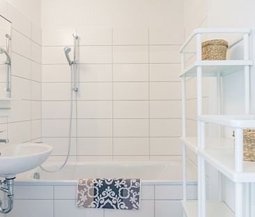 Möblierte 1-Raum-Wohnung mit Badewanne - Photo 4