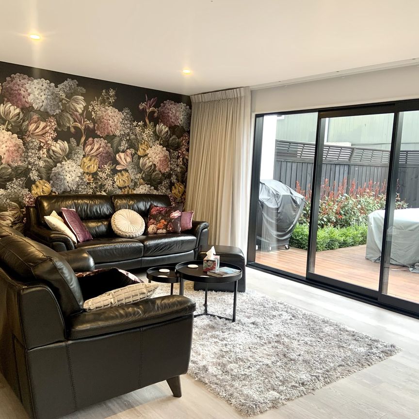 Riccarton, 3 bedrooms - Photo 1