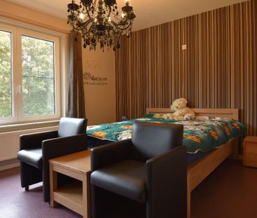 Appartement te huur in Eeklo voor € 780 met 3 slaapkamers - Photo 3